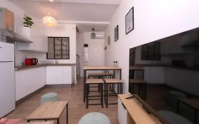 Le Nostradamus - Magnifique appartement cours principal plein centre avec parking